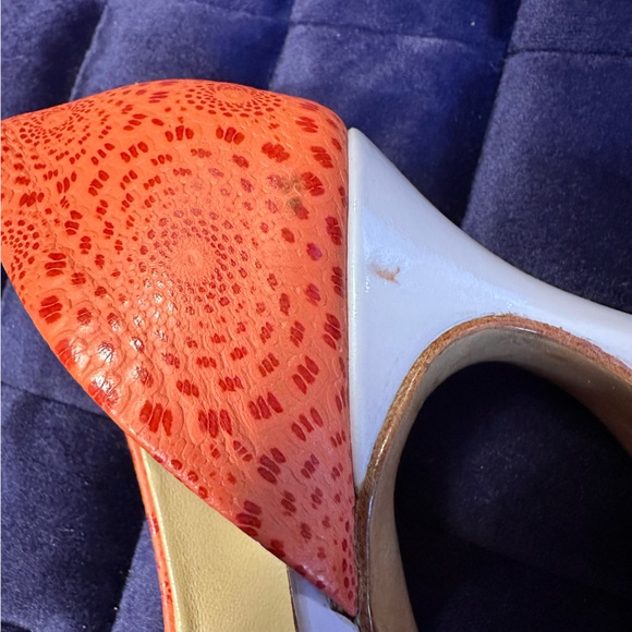 Fluevog Big Presence Earhart Asymmetrical D'Orsay Pump in Papaya/Lilac ๐งก๐ - Picture 10 of 13